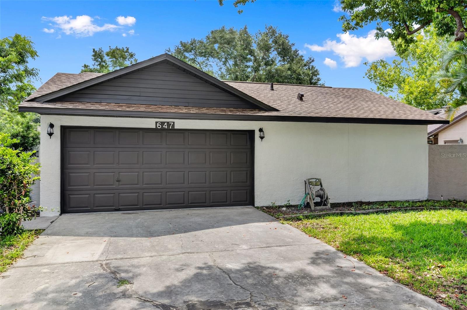 647 BONNIE BLVD — photo 43