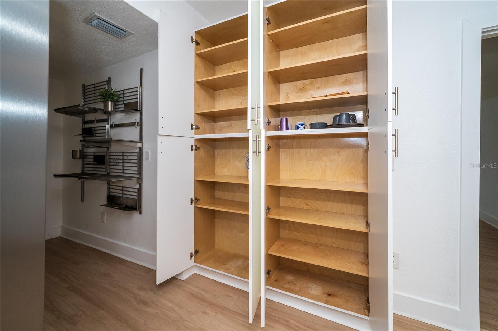 6704 N TALIAFERRO AVE — photo 34