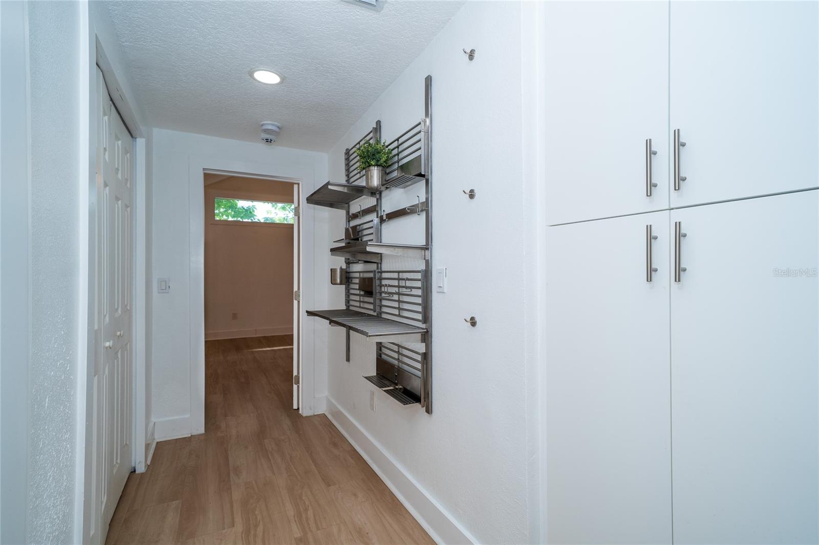6704 N TALIAFERRO AVE — photo 25