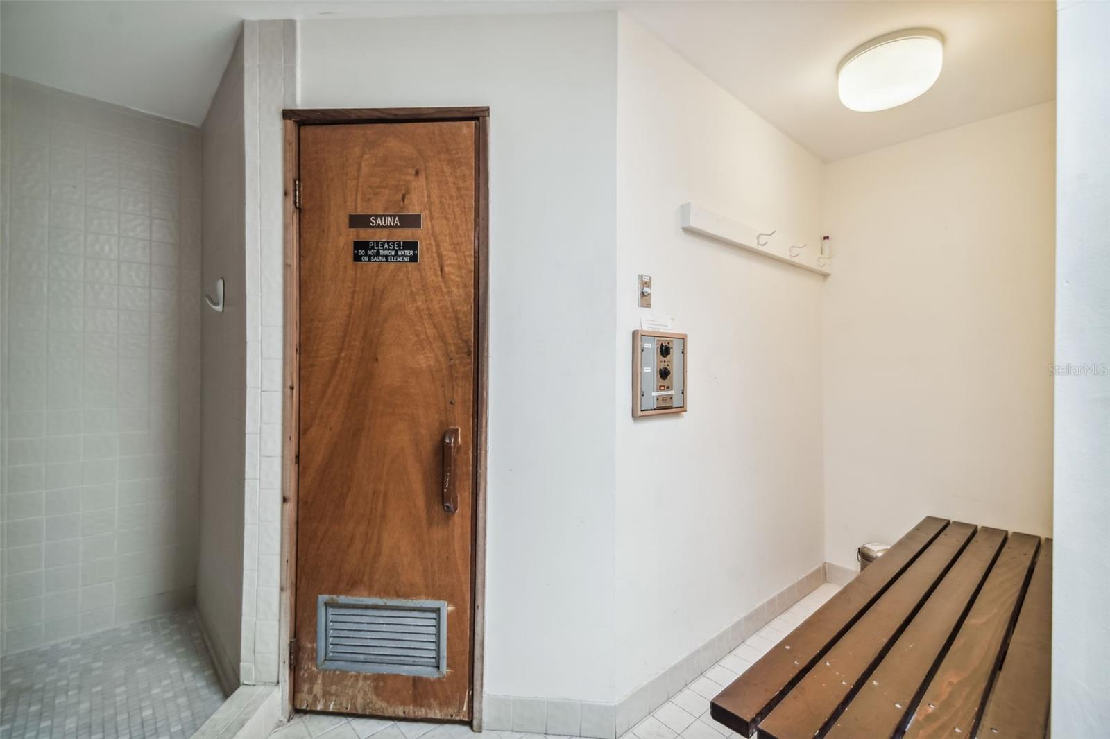 103 1ST ST E #115 — photo 34