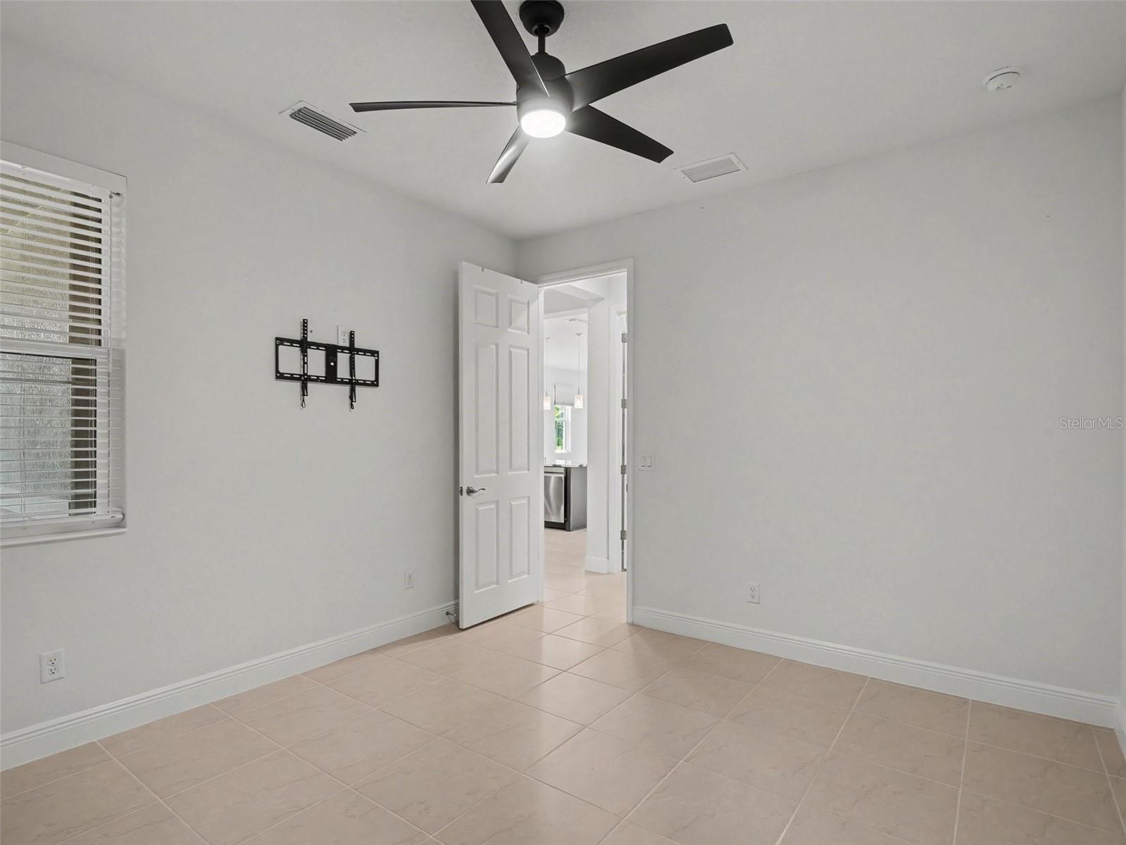 4144 GOLDEN CREEK TER — photo 24