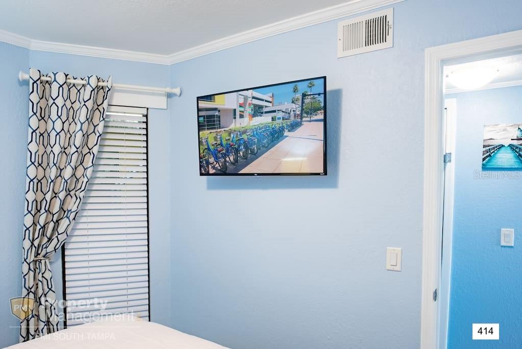 2506 N ROCKY POINT DR #414 — photo 9