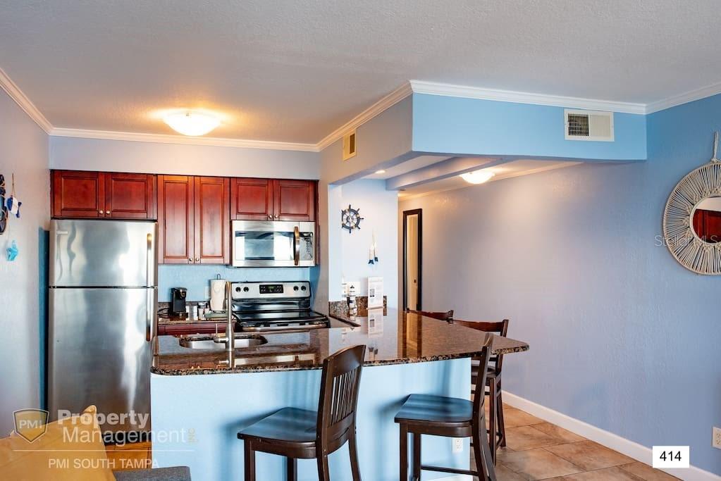 2506 N ROCKY POINT DR #414 — photo 12