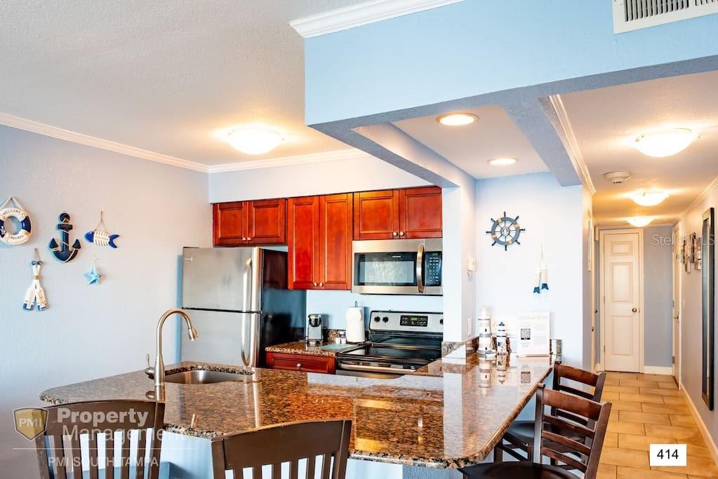 2506 N ROCKY POINT DR #414 — photo 13