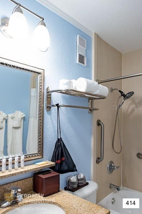 2506 N ROCKY POINT DR #414 — photo 17