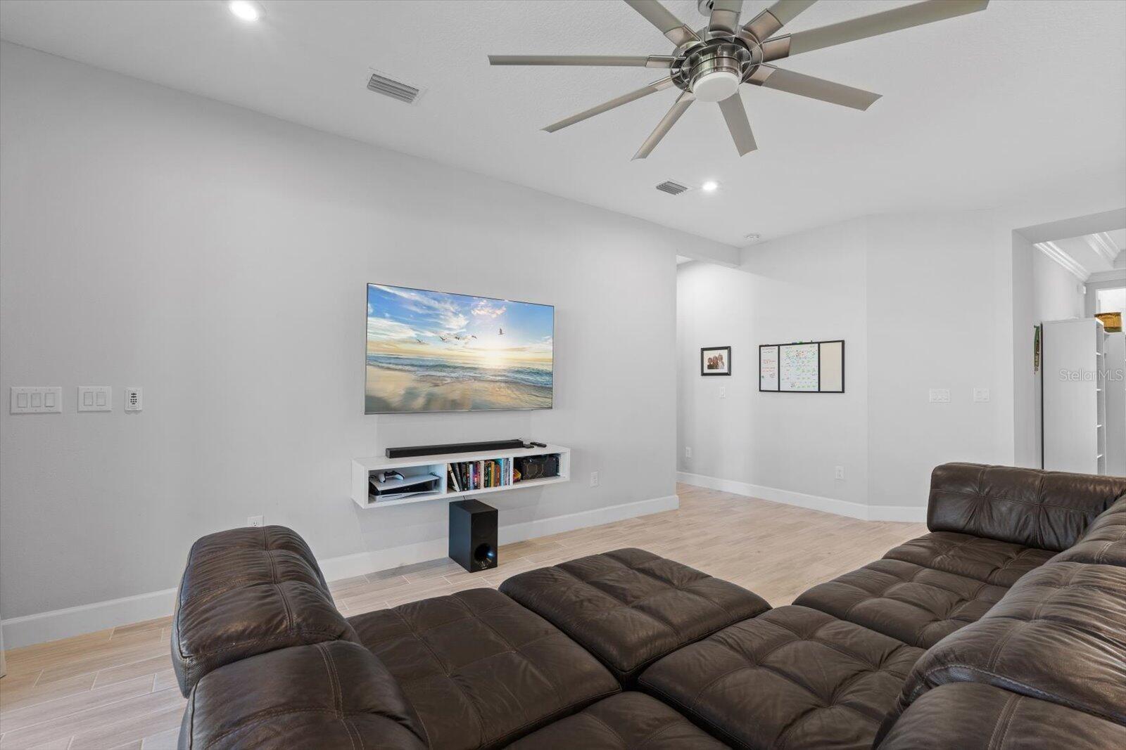 4512 CRESTPOINT WAY — photo 30