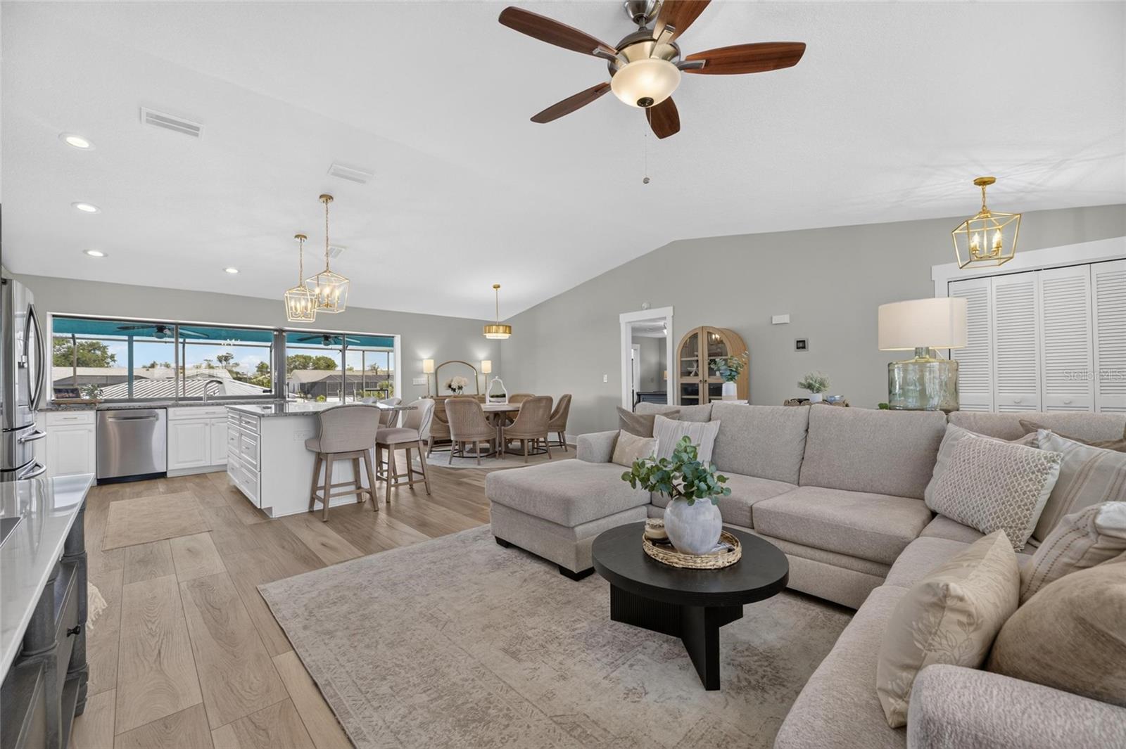 923 GOLF ISLAND DR — photo 11
