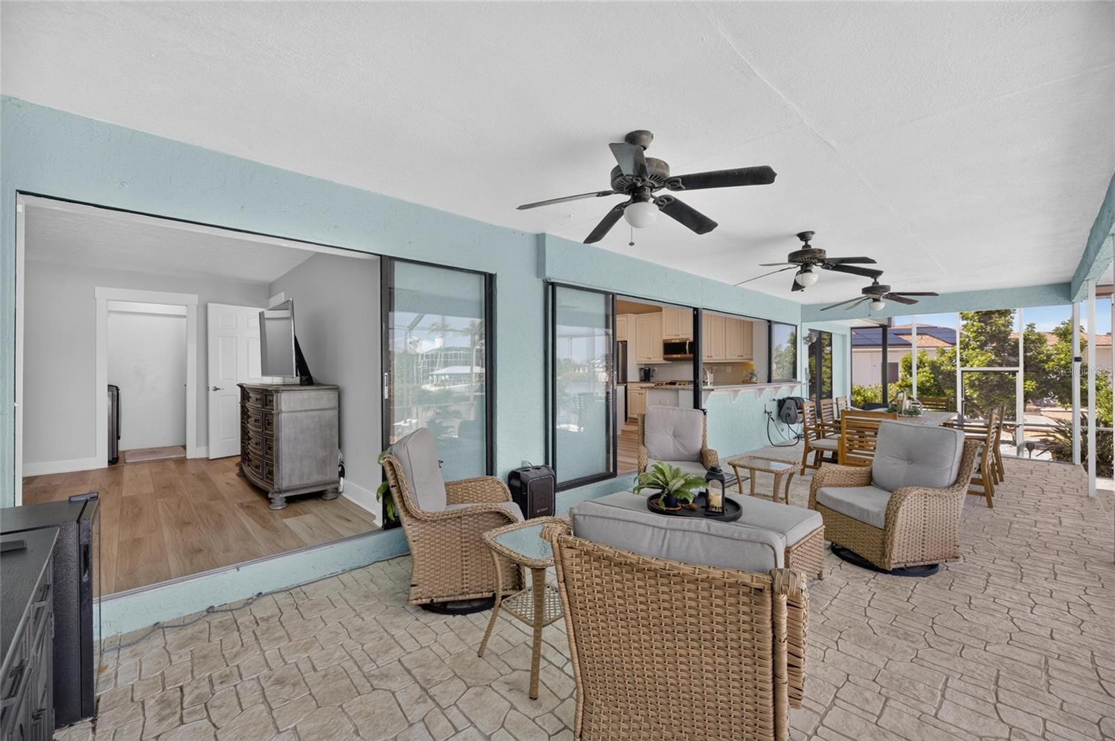 923 GOLF ISLAND DR — photo 40