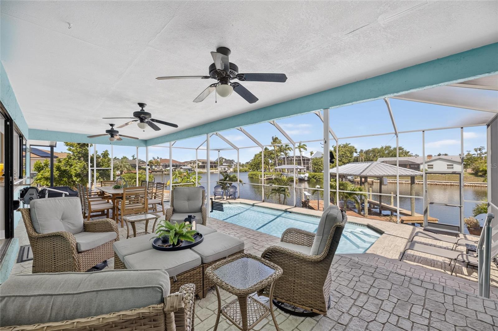 923 GOLF ISLAND DR — photo 39
