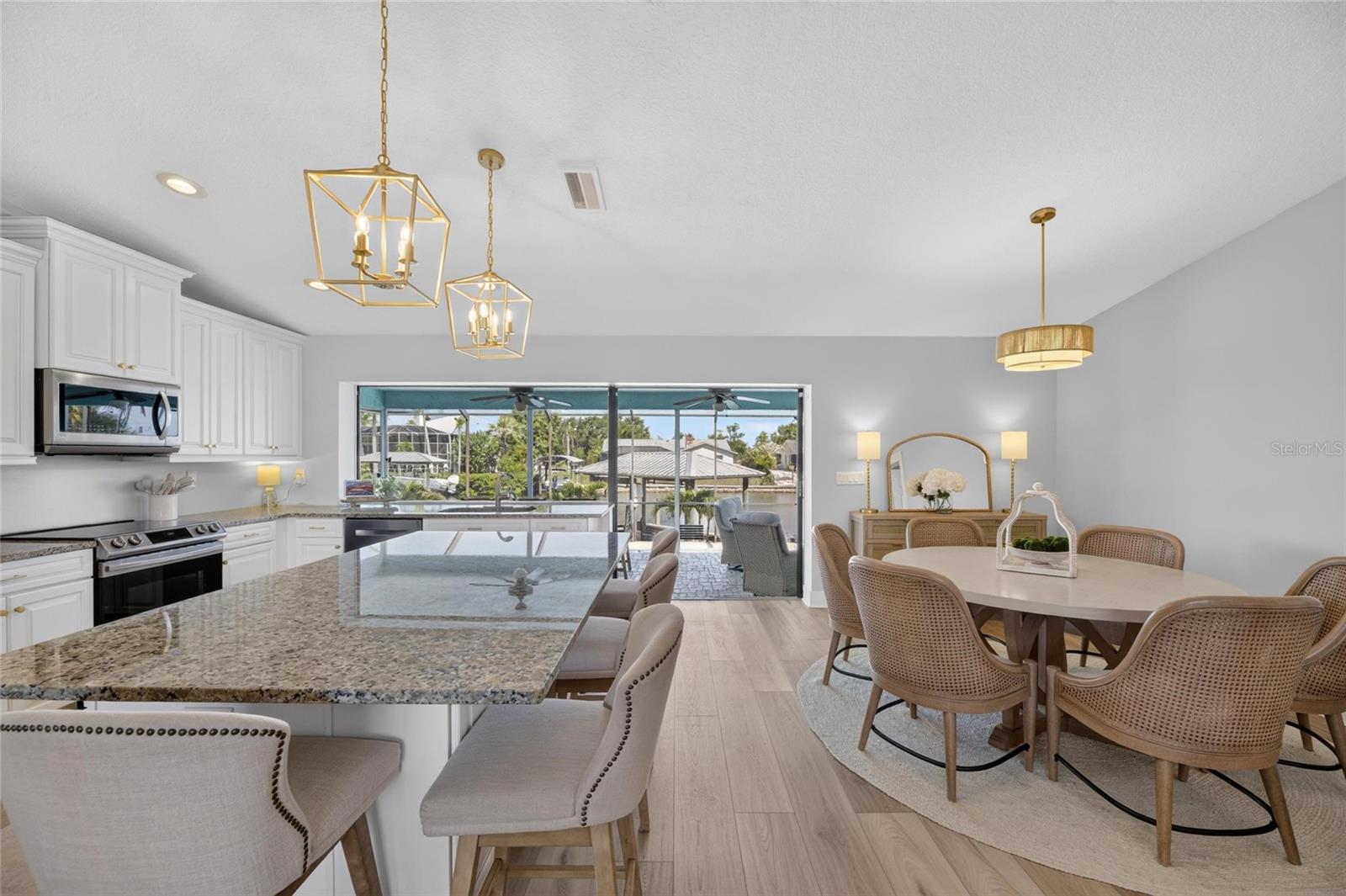 923 GOLF ISLAND DR — photo 14