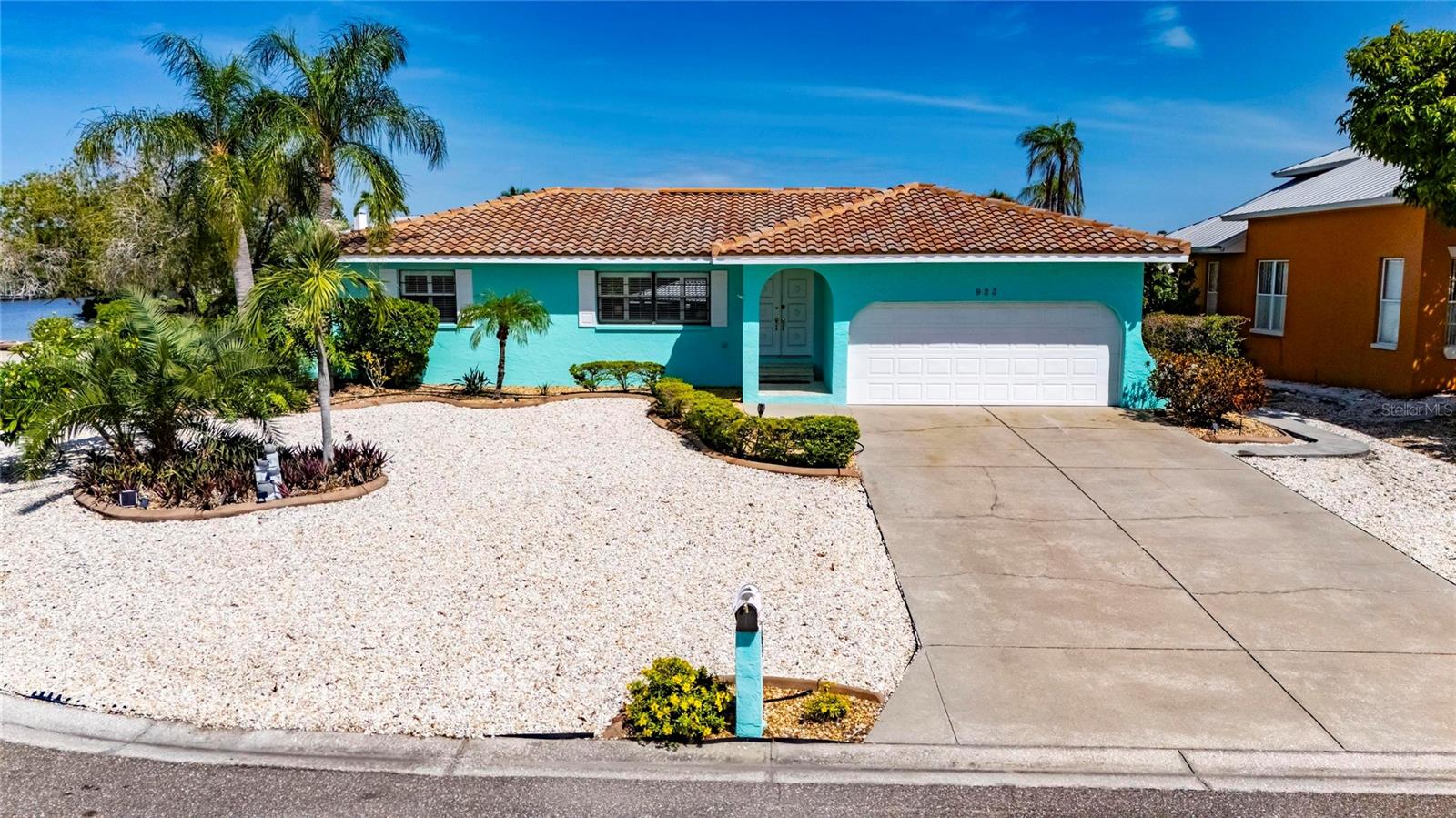 923 GOLF ISLAND DR — photo 54