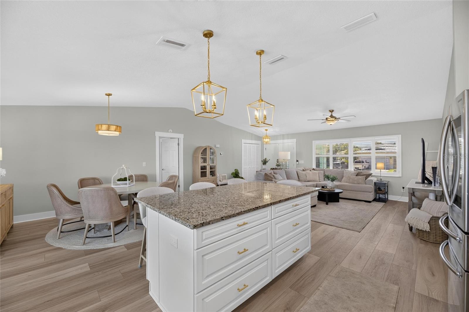 923 GOLF ISLAND DR — photo 17