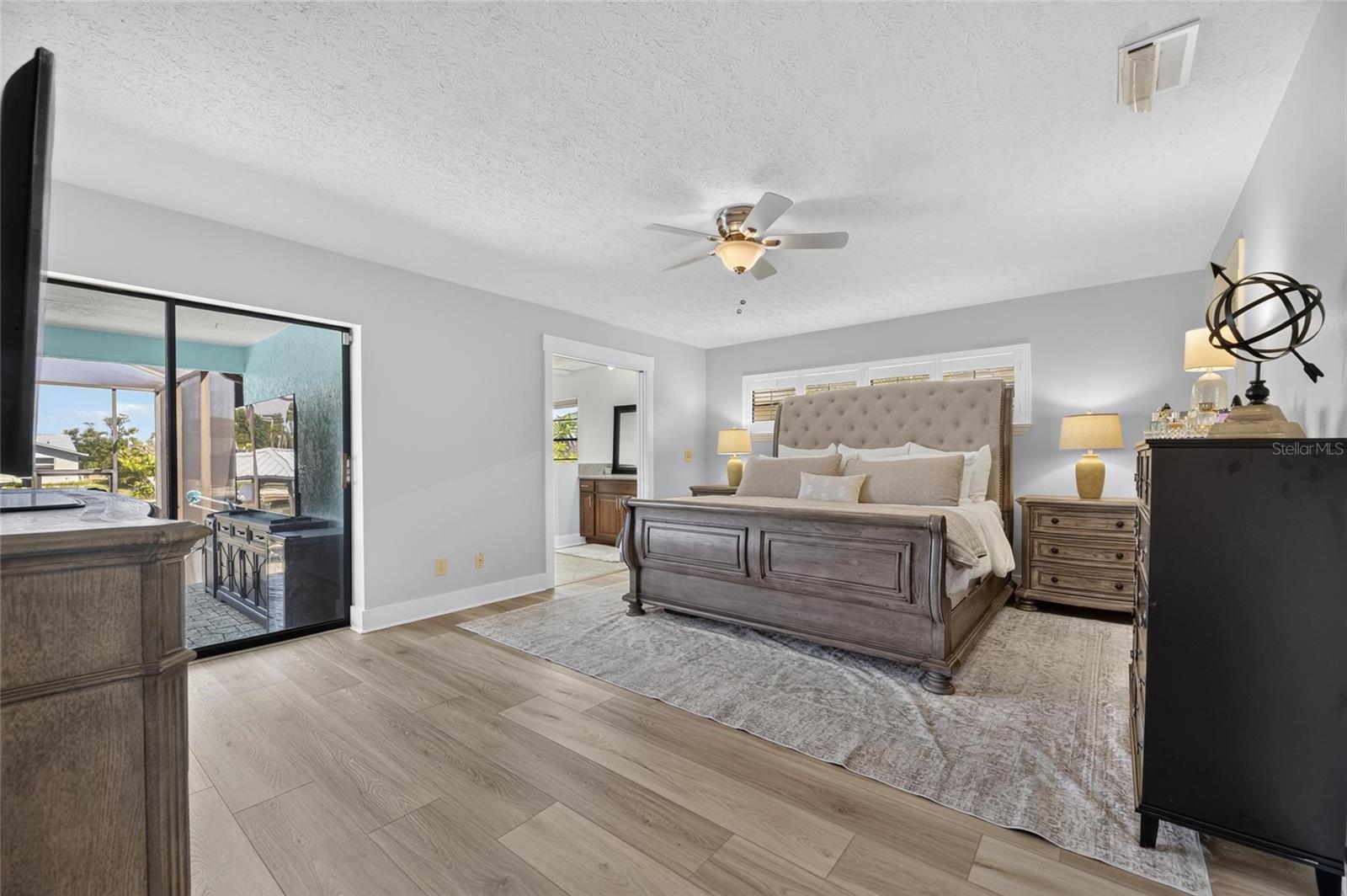 923 GOLF ISLAND DR — photo 24