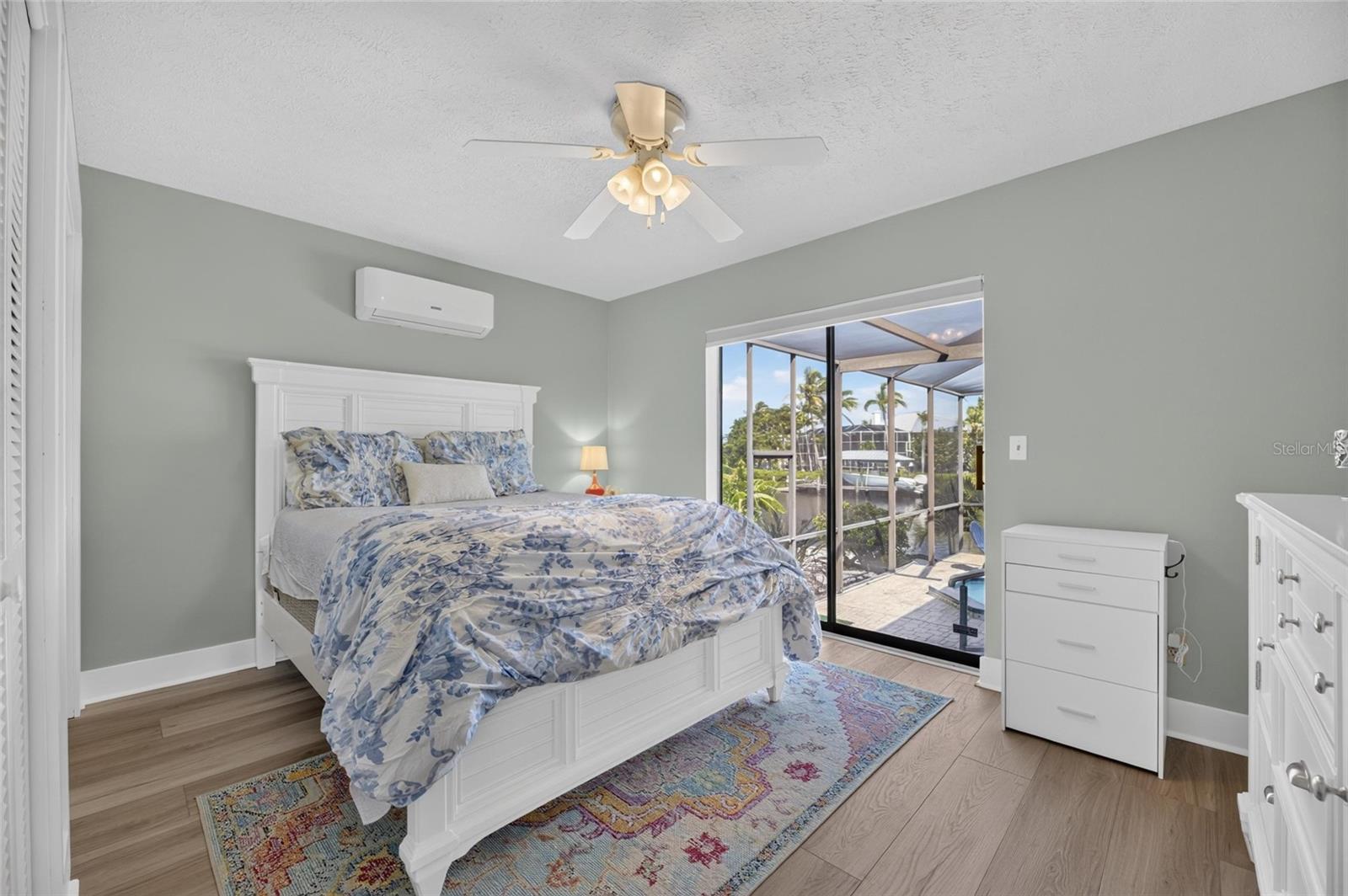 923 GOLF ISLAND DR — photo 35