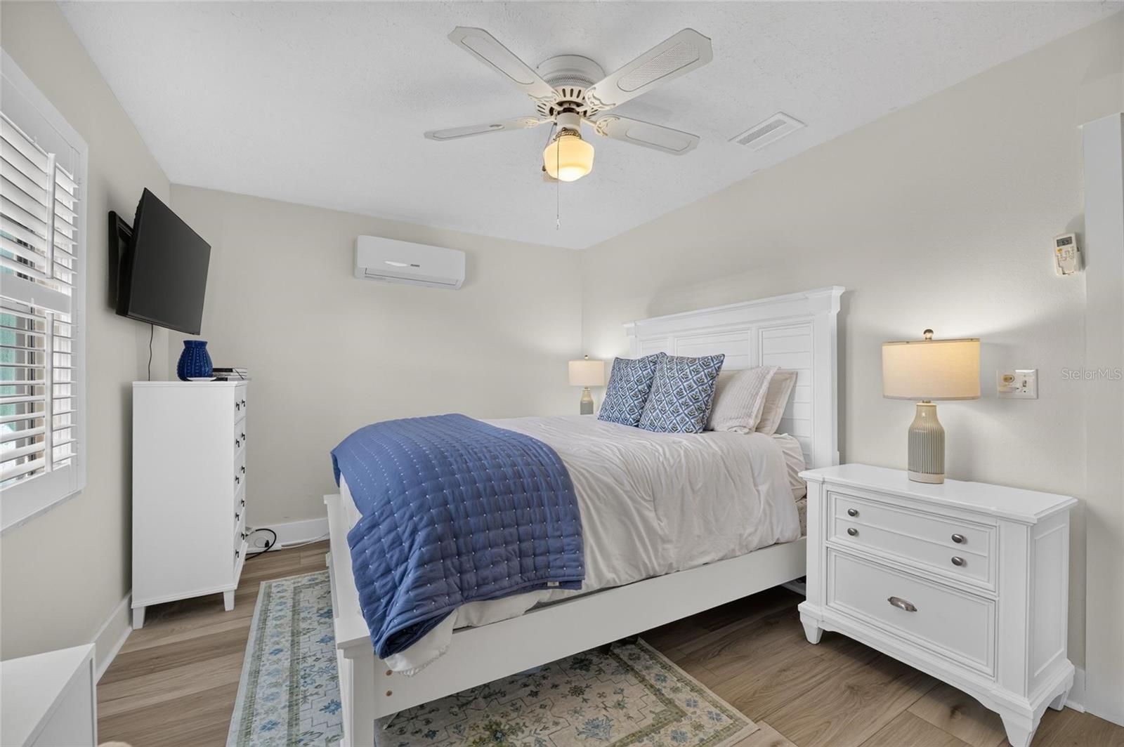 923 GOLF ISLAND DR — photo 31