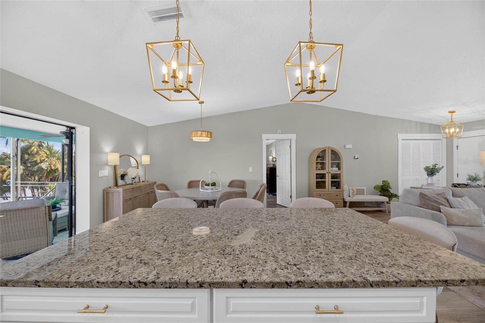923 GOLF ISLAND DR — photo 18