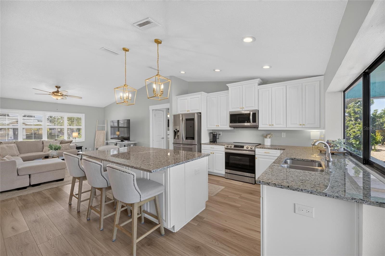 923 GOLF ISLAND DR — photo 12