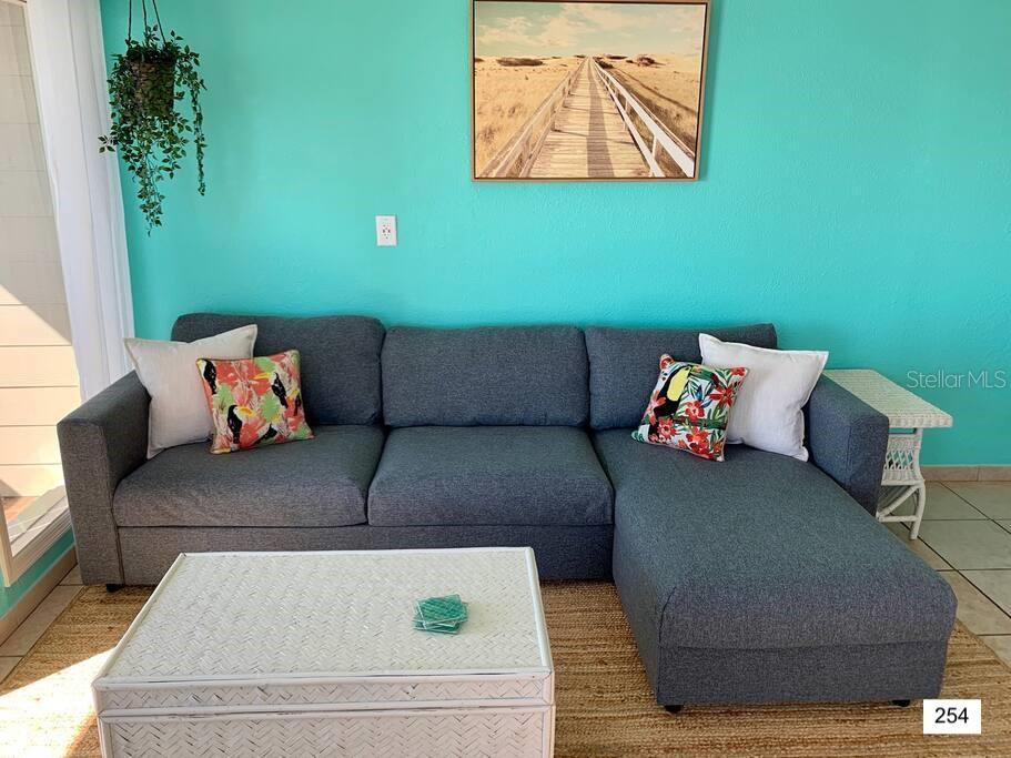 2506 N ROCKY POINT DR #254 — photo 4
