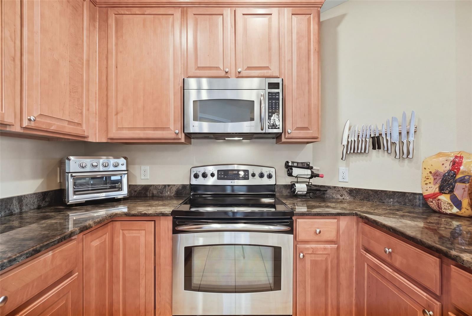 1209 E CUMBERLAND AVE #2005 — photo 12