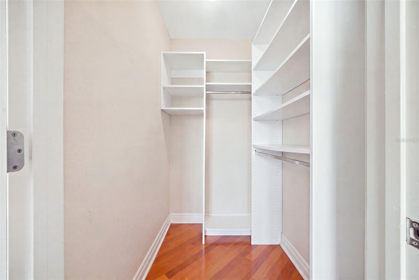 1209 E CUMBERLAND AVE #2005 — photo 18
