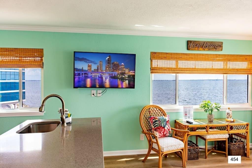 2506 N ROCKY POINT DR #454 — photo 3