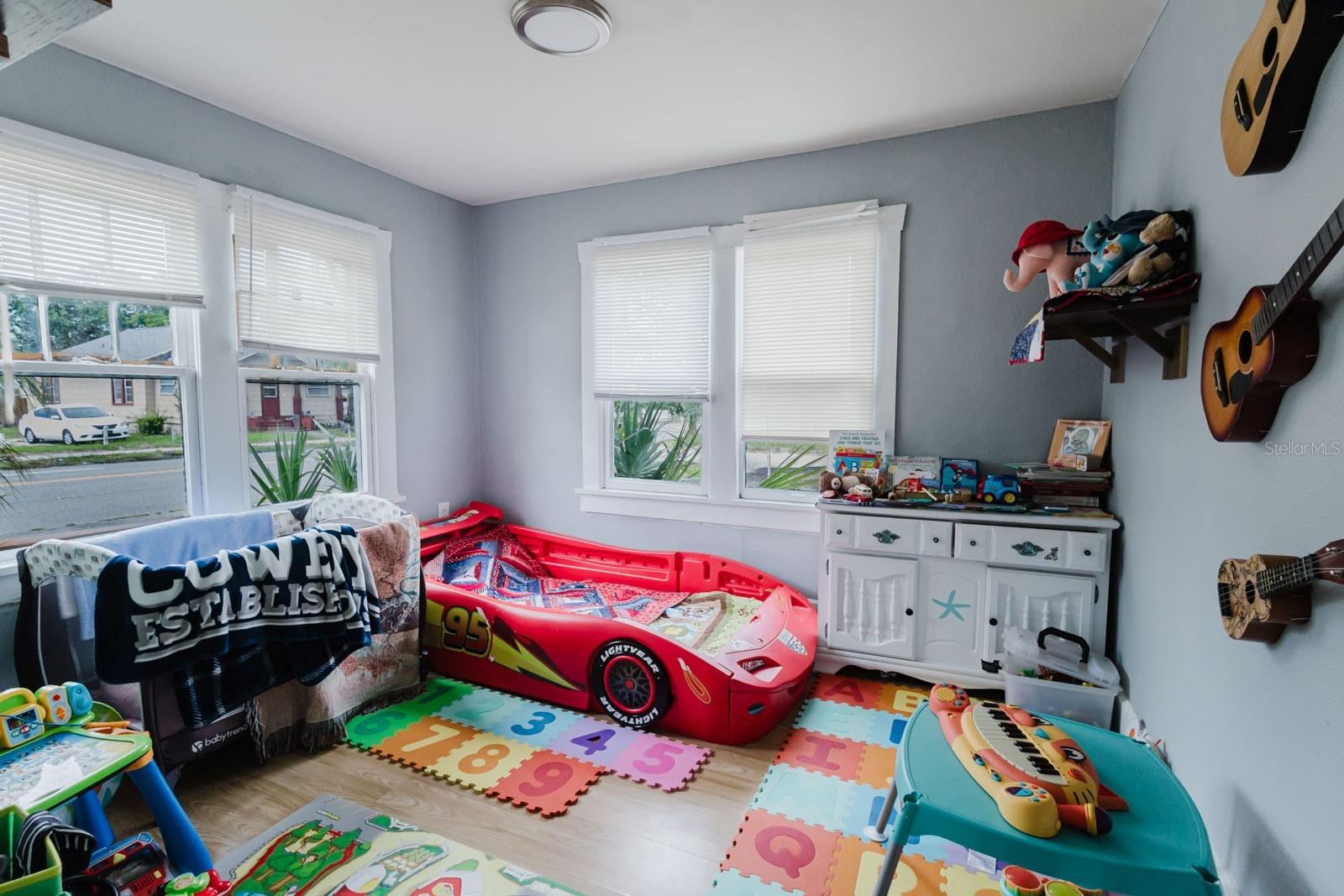 2560 5TH AVE S — photo 32