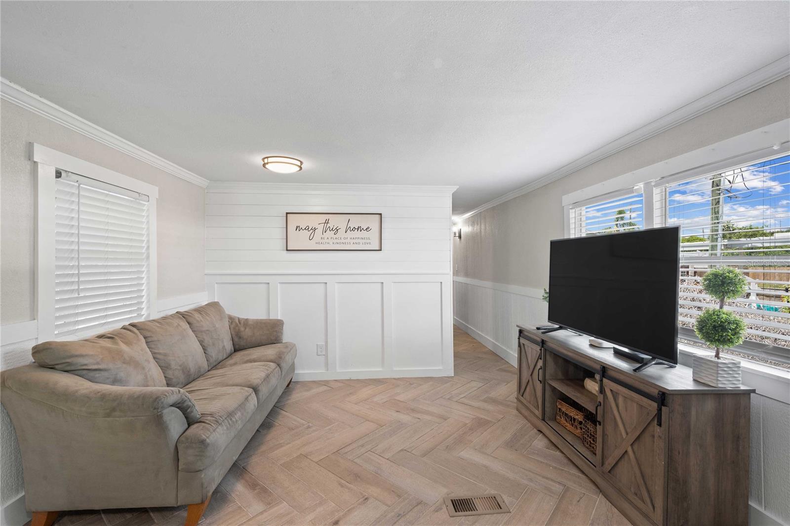 6833 FLICKER LN — photo 18