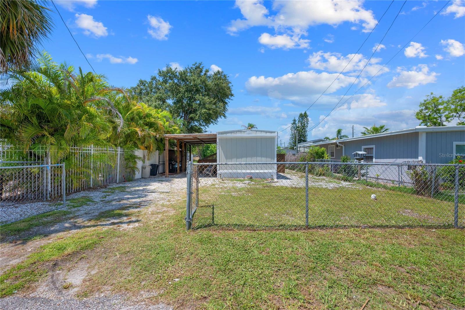 6833 FLICKER LN — photo 11