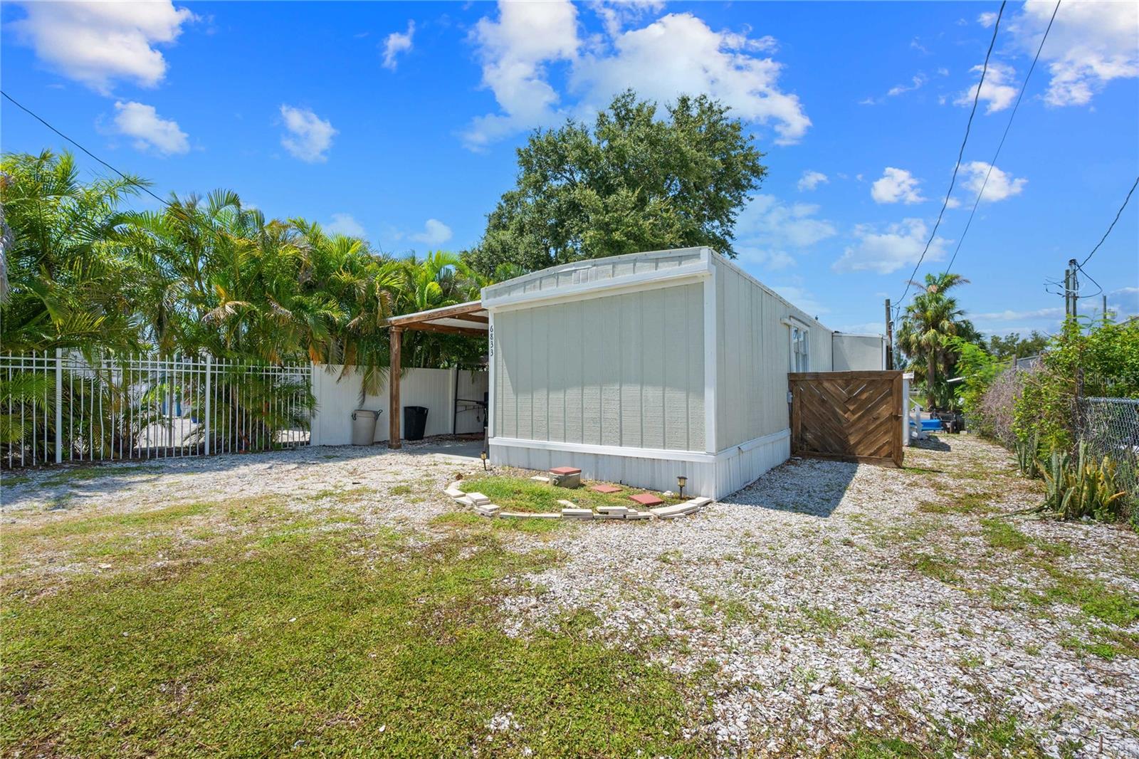 6833 FLICKER LN — photo 13