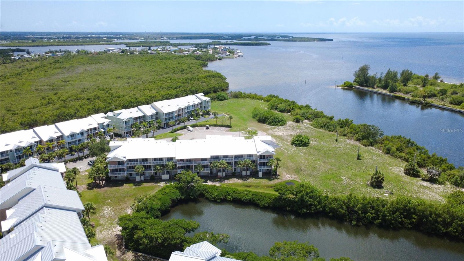 3259 MANGROVE POINT DR — photo 38