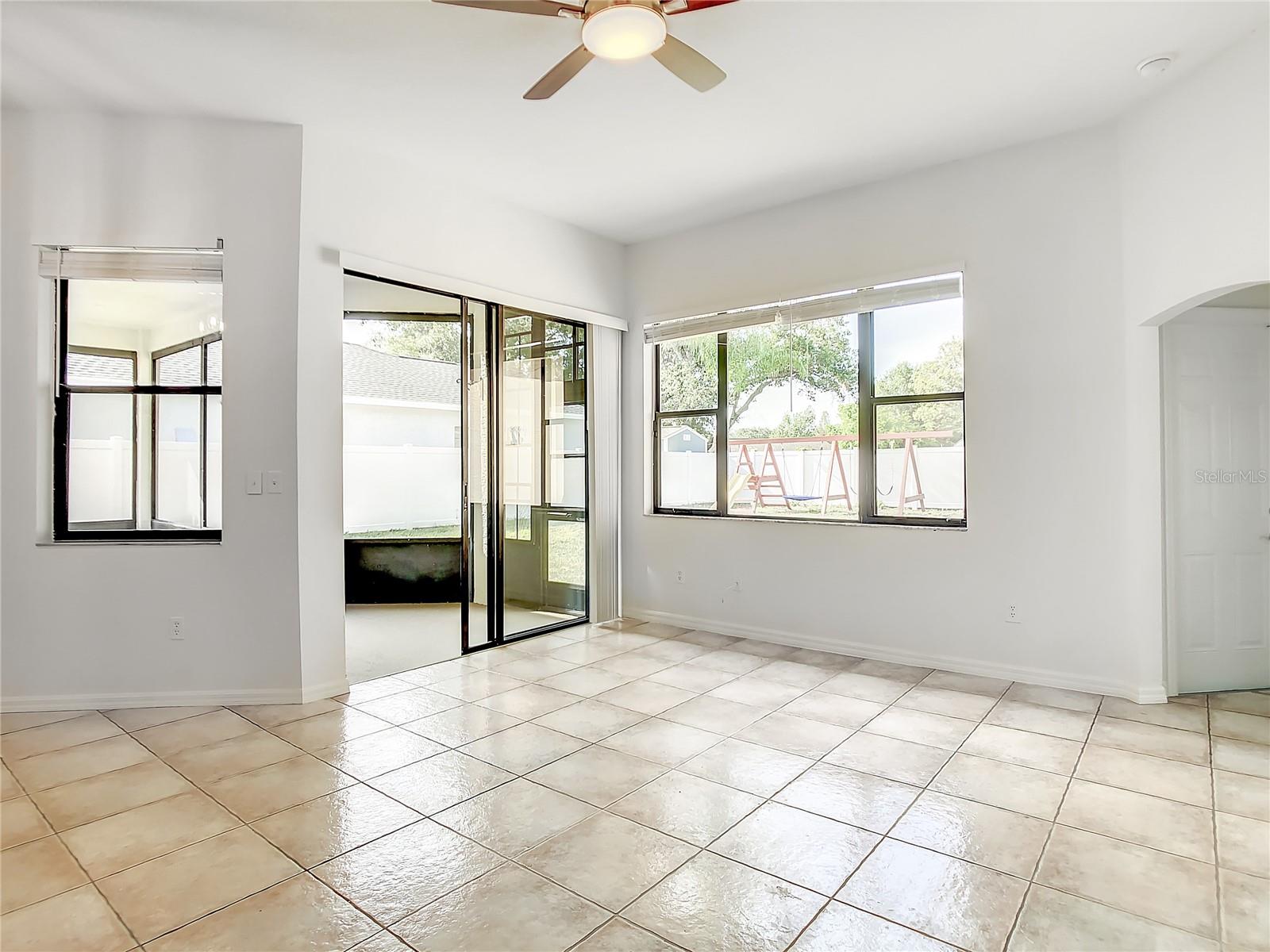 2811 BRANCH CREEK AVE — photo 16