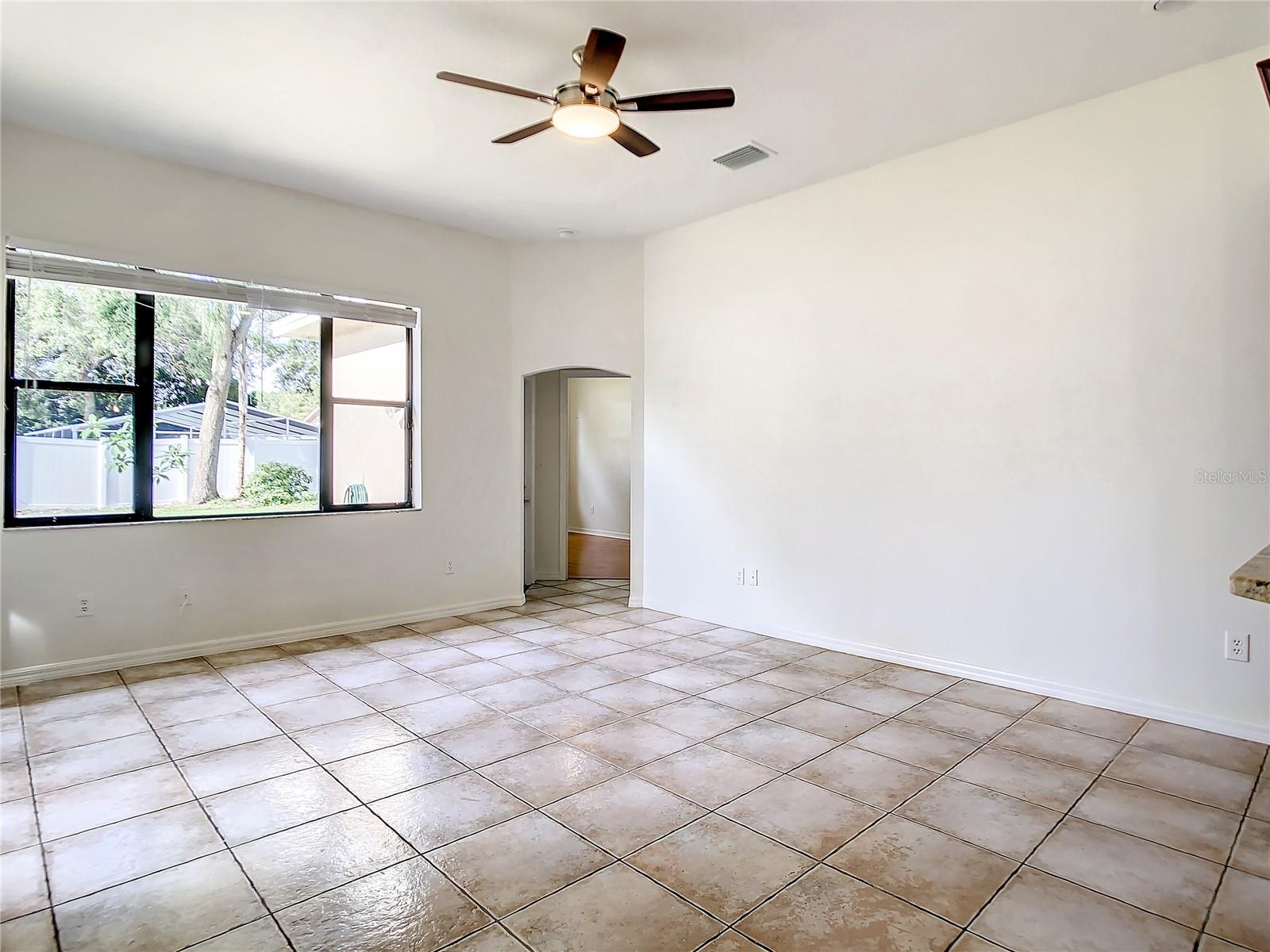 2811 BRANCH CREEK AVE — photo 15