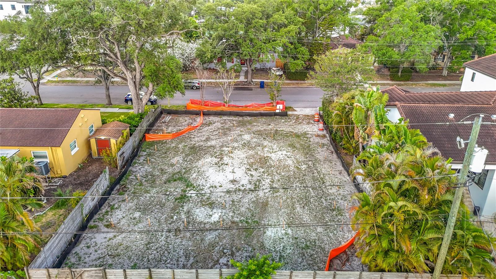 329 COLUMBIA DR — photo 5