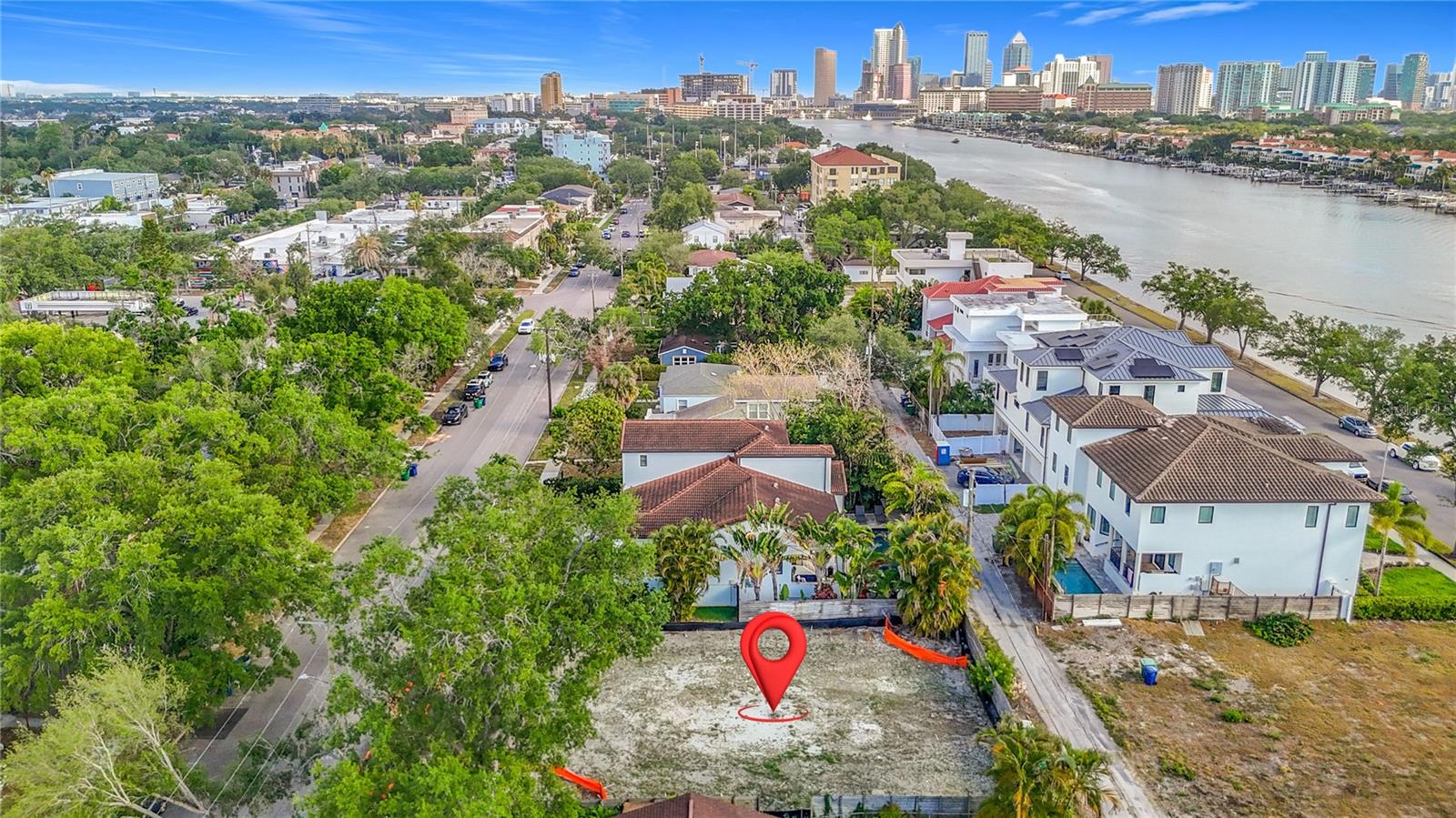 329 COLUMBIA DR — photo 4