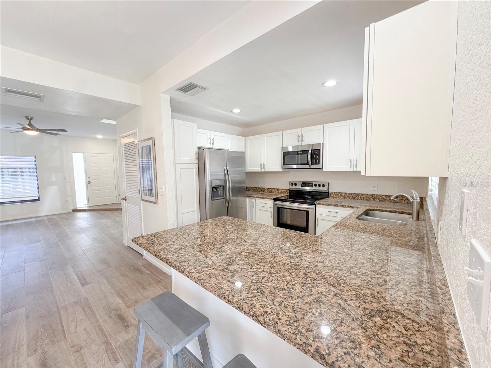 3460 COUNTRYSIDE BLVD #60 — photo 5