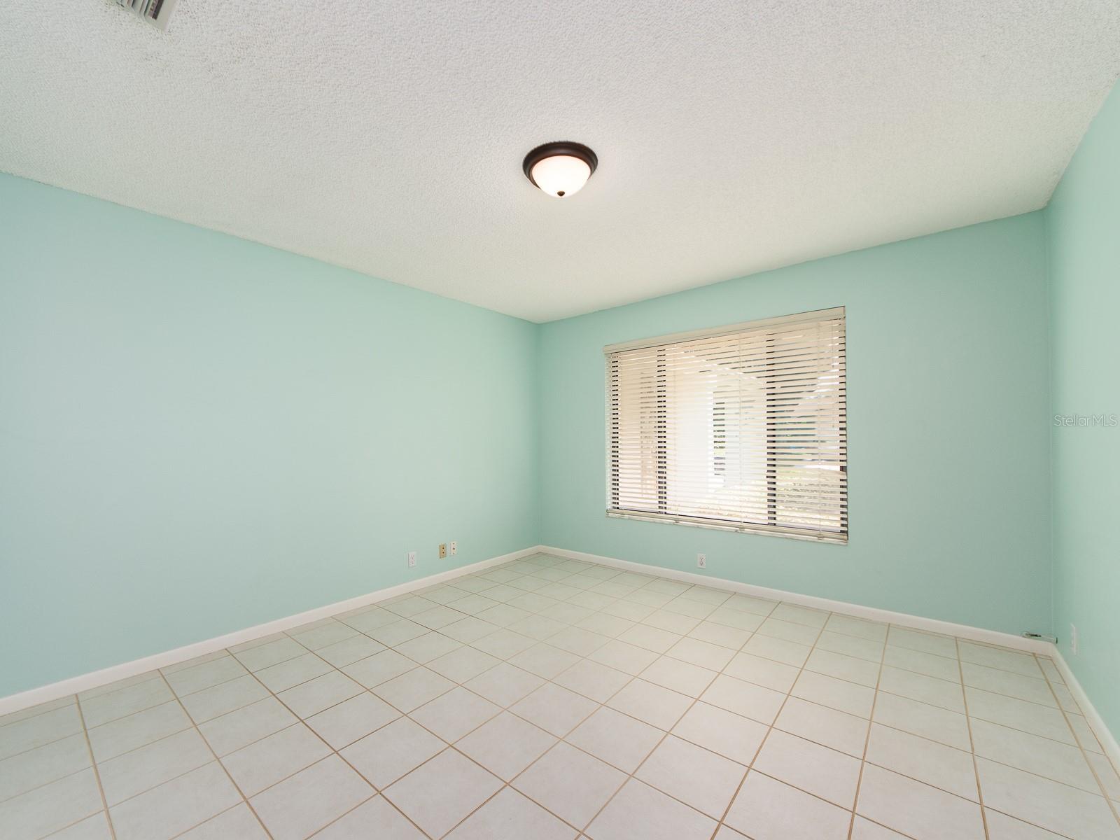 1612 MIDNIGHT PASS WAY — photo 20