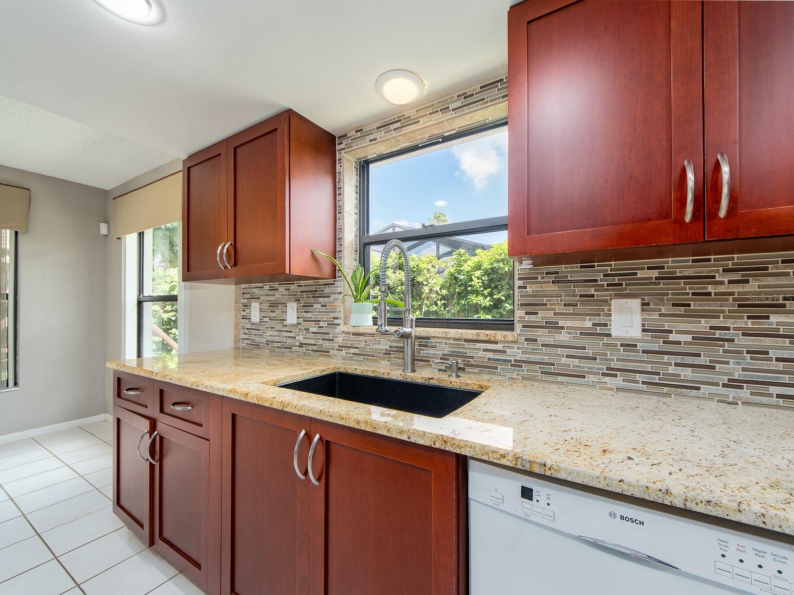 1612 MIDNIGHT PASS WAY — photo 8