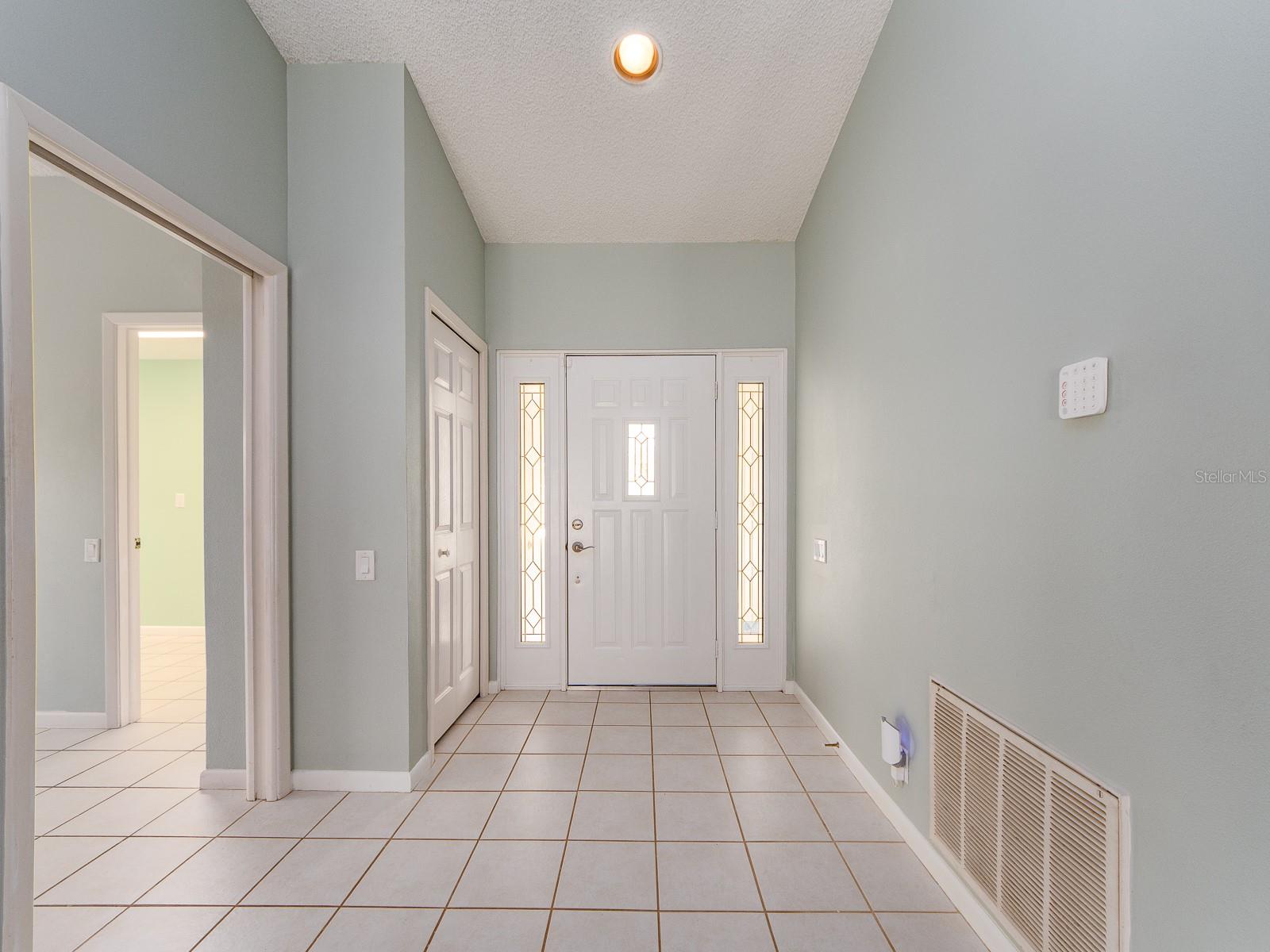 1612 MIDNIGHT PASS WAY — photo 3