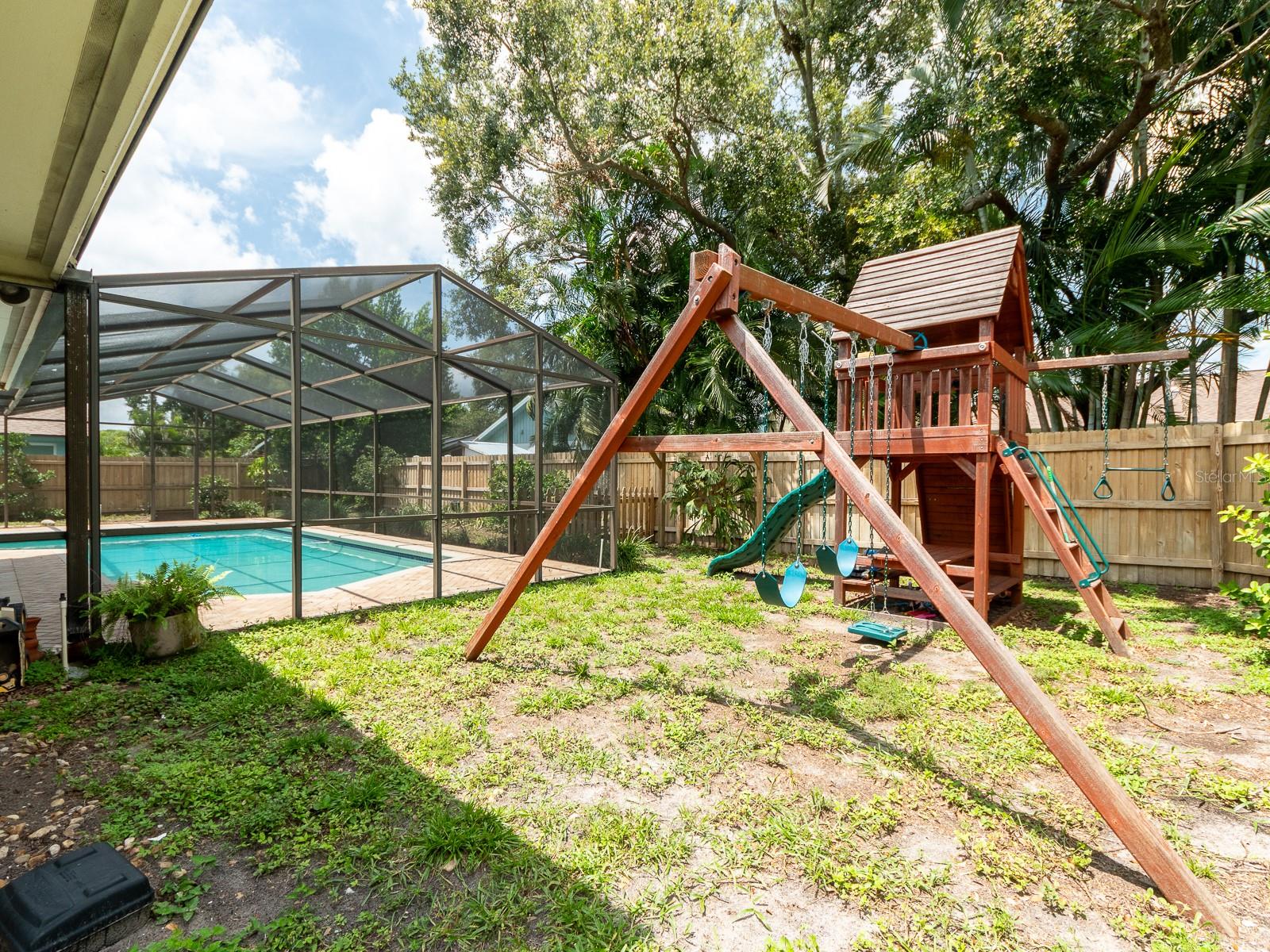 1612 MIDNIGHT PASS WAY — photo 33
