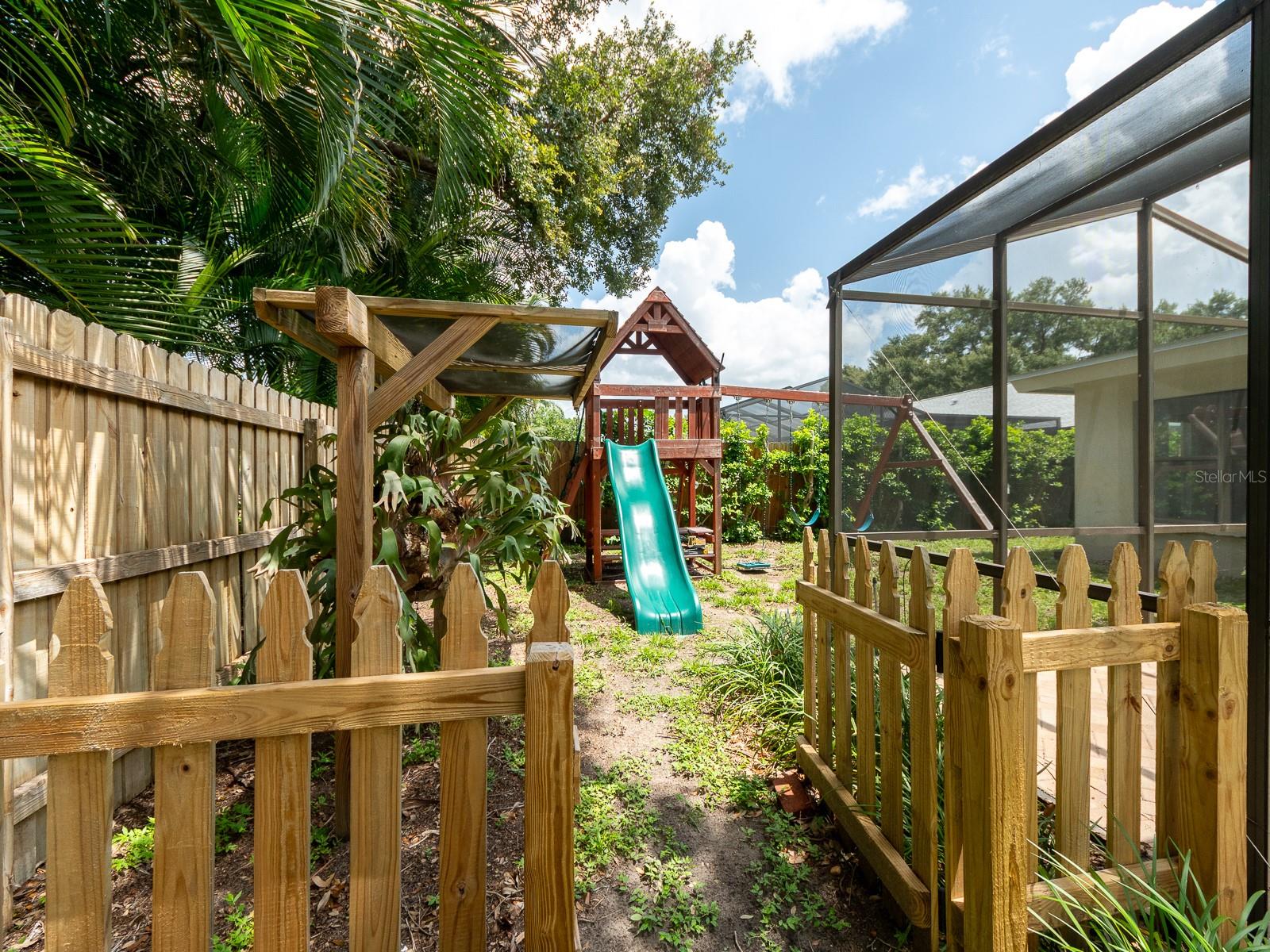 1612 MIDNIGHT PASS WAY — photo 32