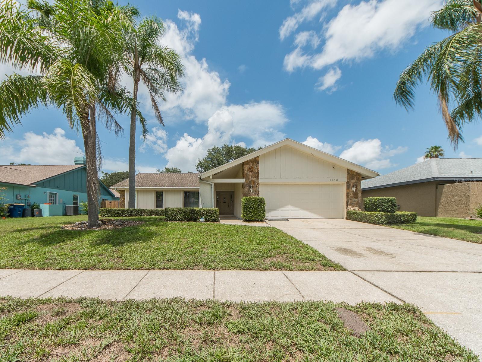 1612 MIDNIGHT PASS WAY — photo 2
