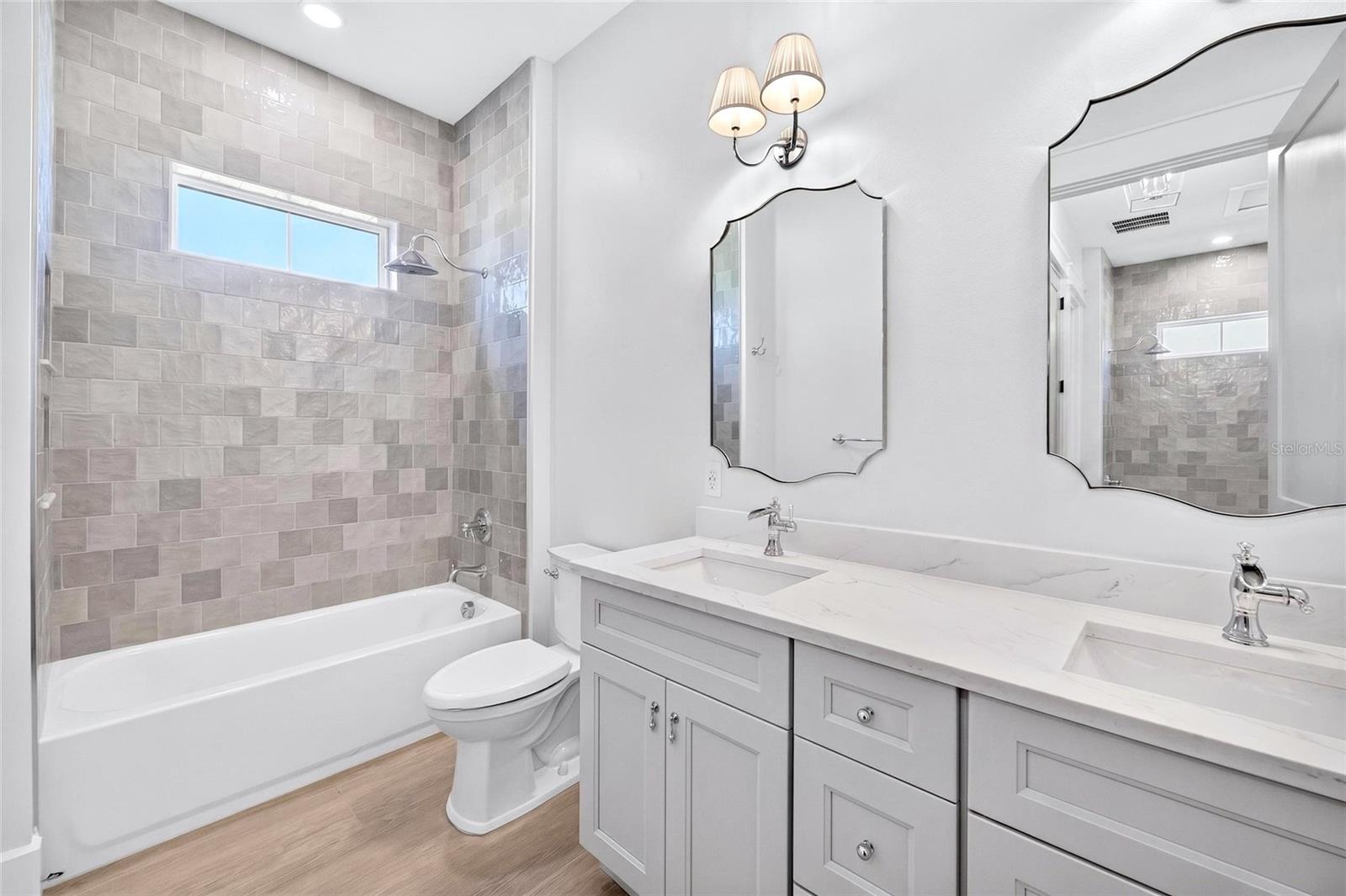 14800 MIM PL — photo 73