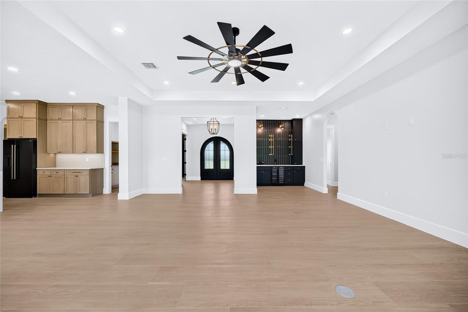 14800 MIM PL — photo 25