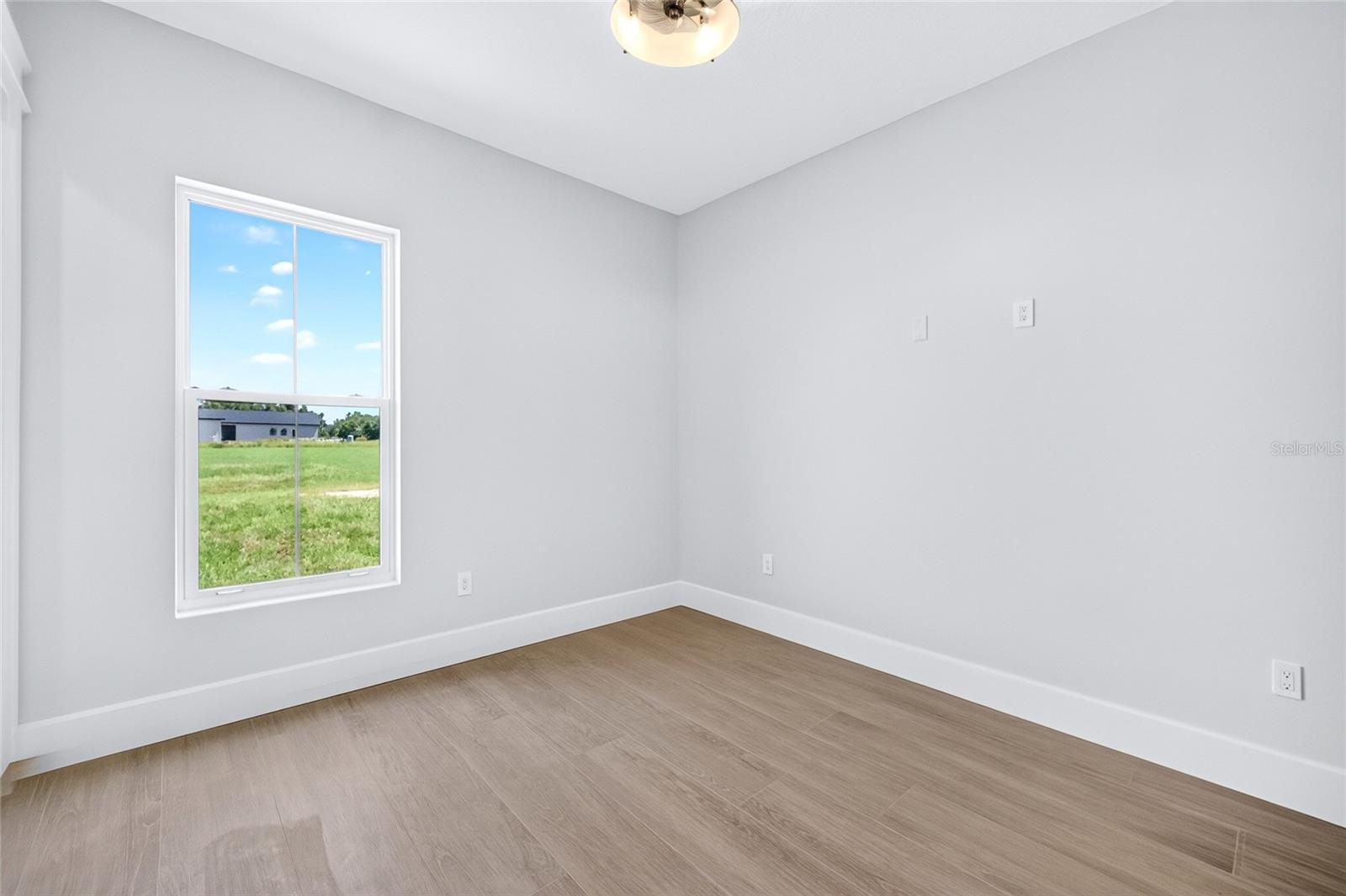 14800 MIM PL — photo 64