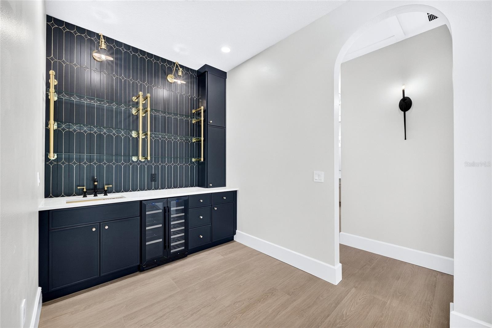 14800 MIM PL — photo 18