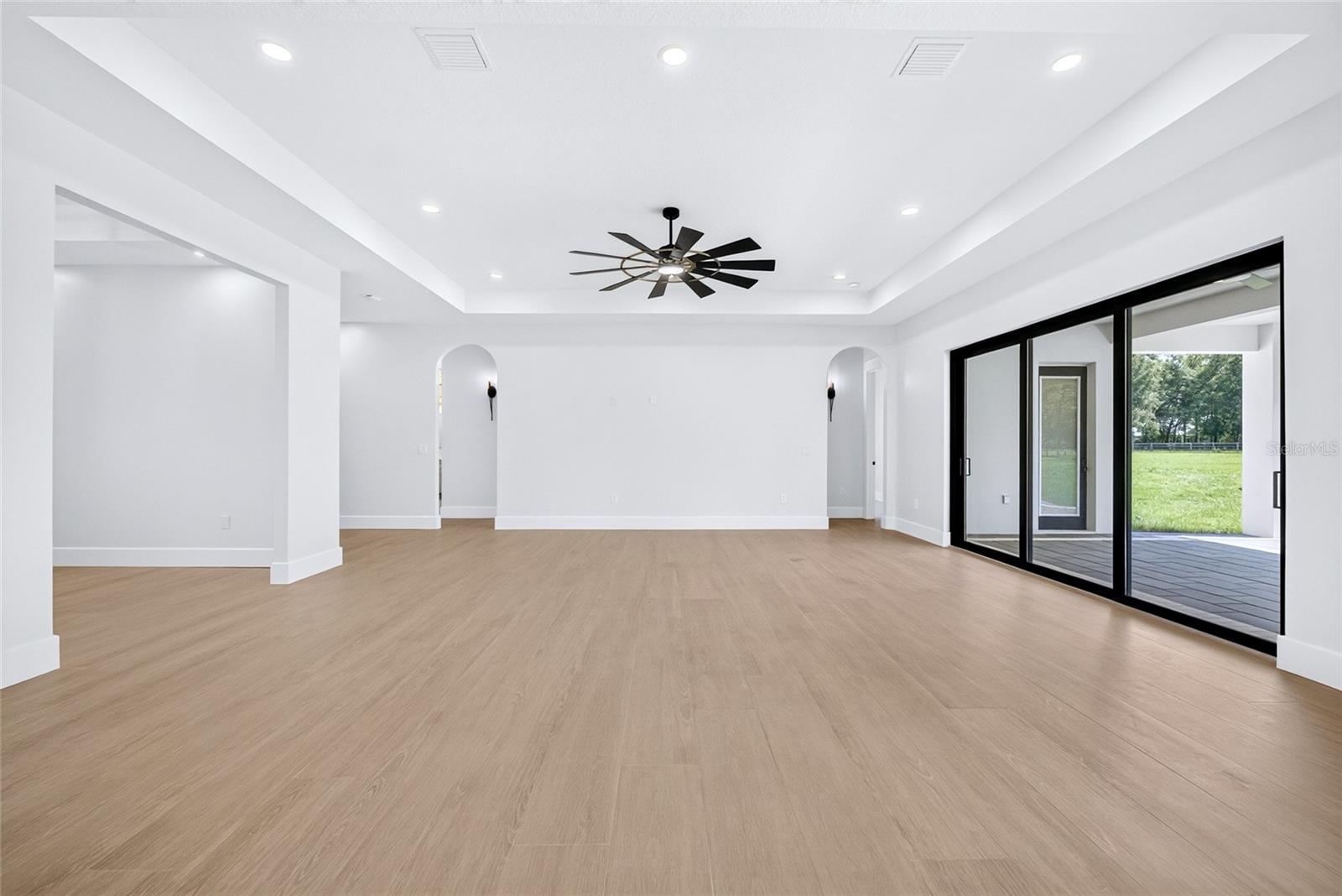 14800 MIM PL — photo 21