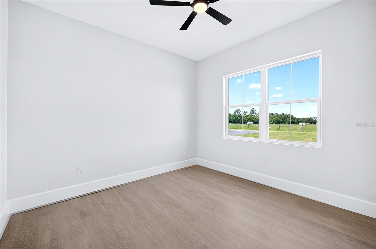 14800 MIM PL — photo 55