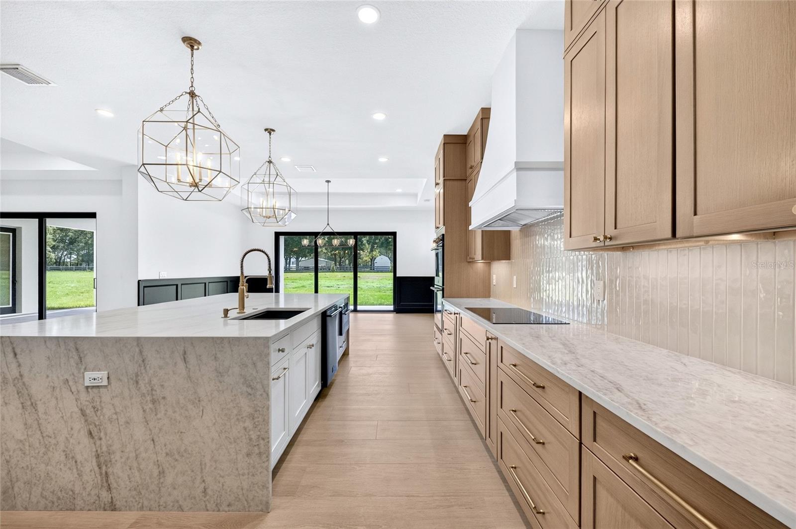 14800 MIM PL — photo 14