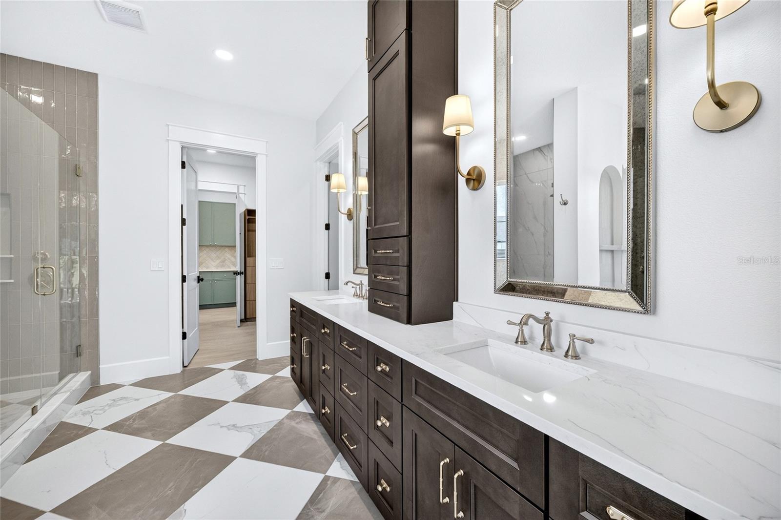 14800 MIM PL — photo 45