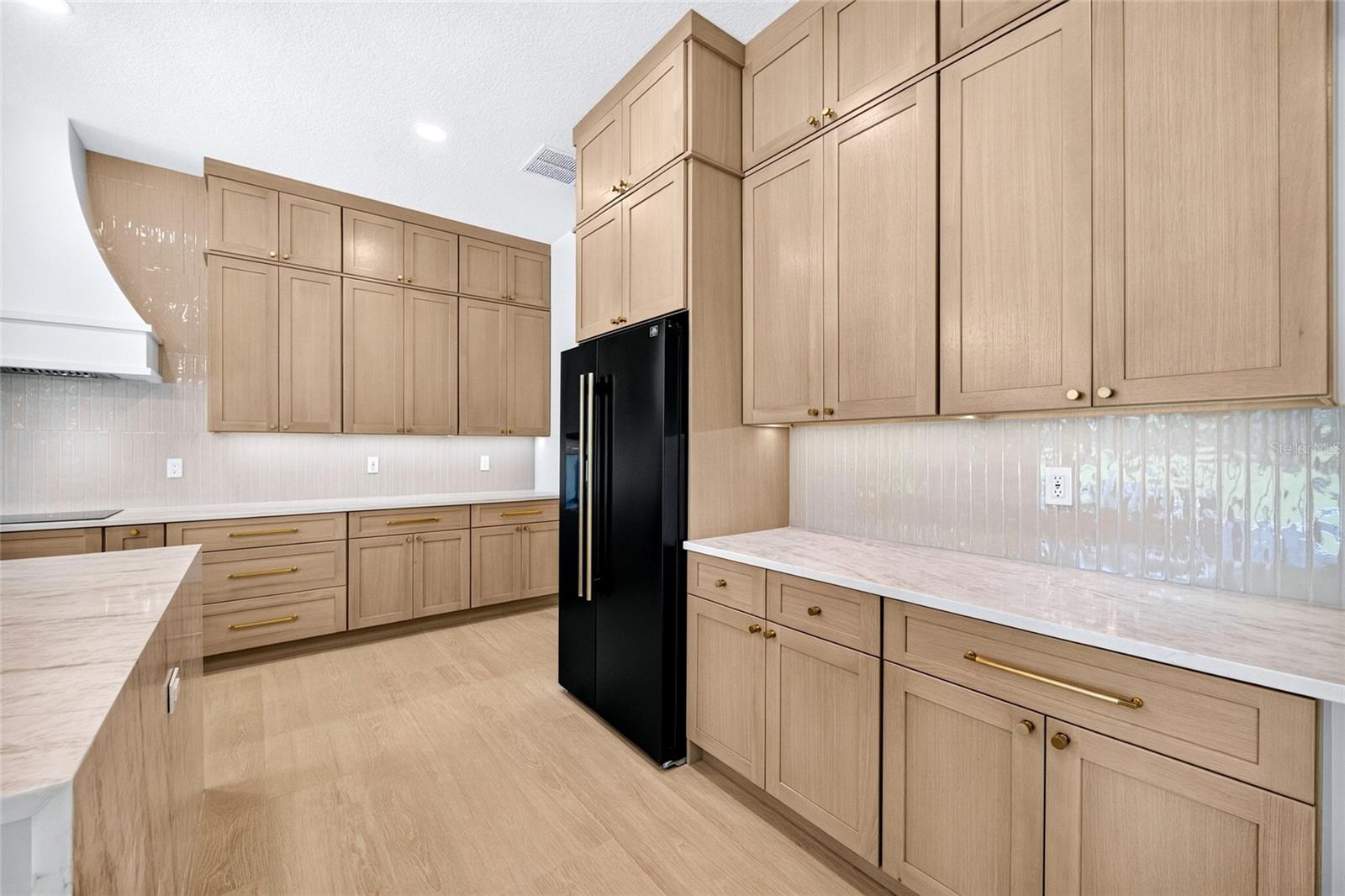 14800 MIM PL — photo 30